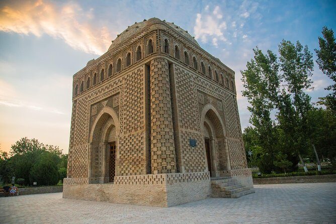 Bukhara One Day Tour - Departure From Tashkent - Po-i-Kalyan complex: Kalyan Minaret, Kalyan Mosque, and Mir-i-Arab