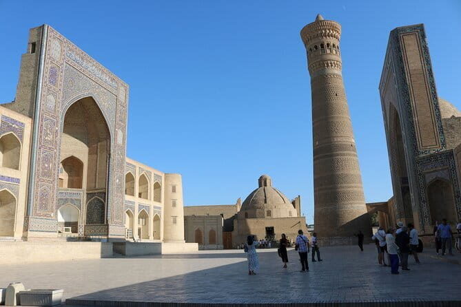 Bukhara: Private Guided Walking Tour with Hotel Pickup - Lyab-i-Hauz: Madrasas Around a Courtyard That Still Feels Alive