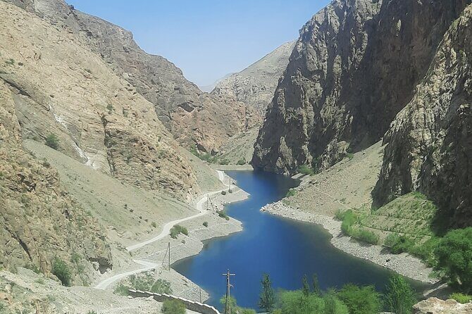 Day Tour from Samarkand Explore Panjakent and Seven Lakes - Pickup, the long drive, and what to expect around border control