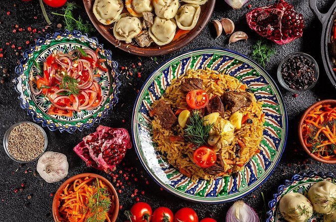 Food tour in Tashkent - Stop 4: Besh qozon plov center lunch and how plov anchors the meal