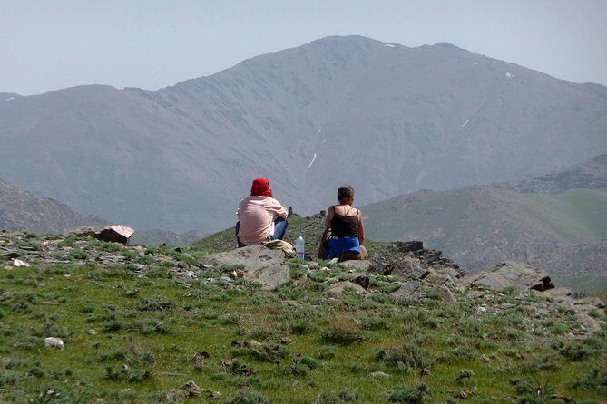 Hiking tour to Hayat, Uhum and Asraf villages – 4 days - Day 3: Asraf Down-Route (11 km / 4.5 Hours) and Luggage by Donkeys
