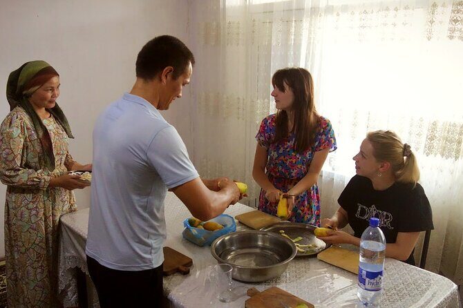 Private Samarkand Cooking Class with Market Tour & Transfers - Quick hits (the good stuff)