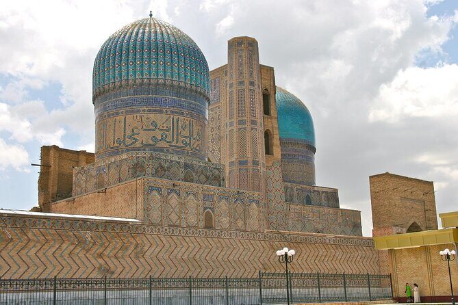 Samarkand All Inclusive Day Tour from Tashkent - Siab Bazaar: a quick window into daily life