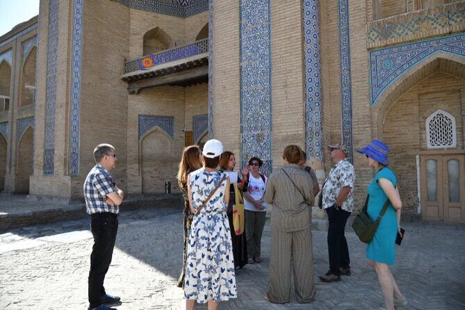 Samarkand Historical City Highlights Guided Walking Tour - Stop 2: Registan Square (the three-madrasa view that never gets old)