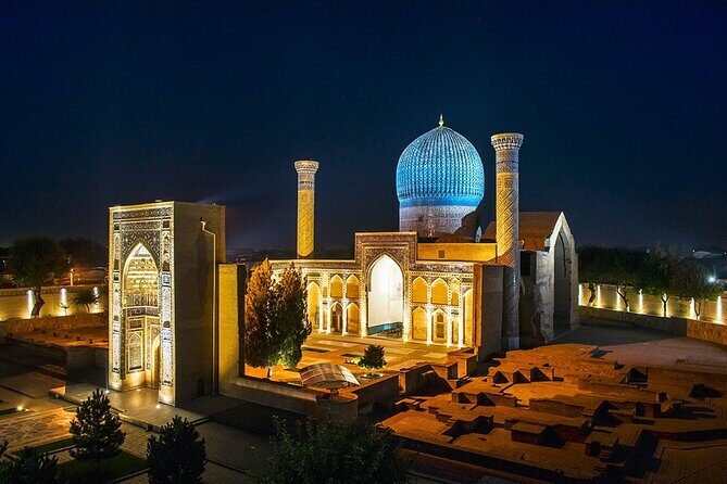 Samarkand: Historical Monuments Group Walking Tour - Stop 4: Hazrat Khizr Mosque and the Story of Rebuilding