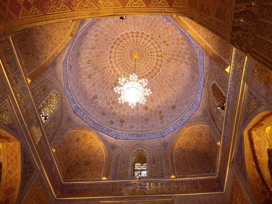 Sunset walking tour of Samarkand - Bibi-Khanym Mosque: a legend tied to construction