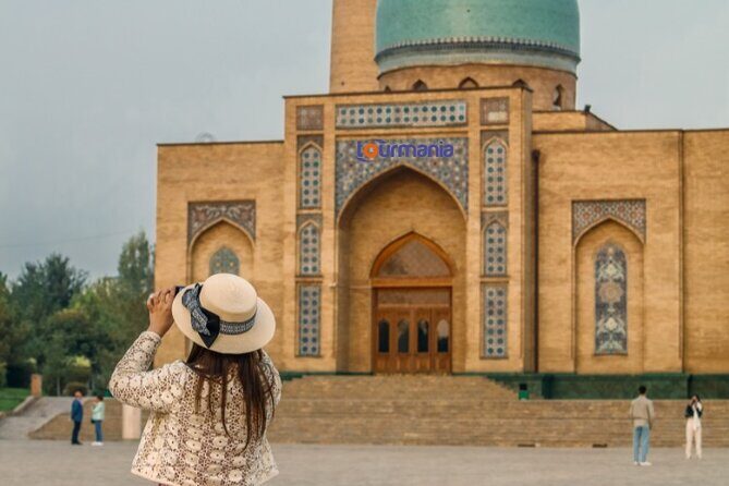 Tashkent City Highlights Guided Walking Tour - Chorsu Bazaar: the old-town market you can smell