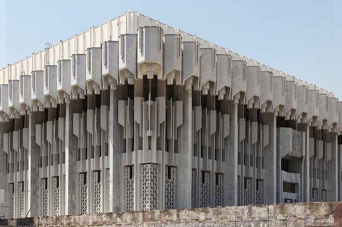 Tashkent Soviet Architecture (Modernism) and Subway station tour. - The Tashkent Metro ride: where modernism gets dramatic