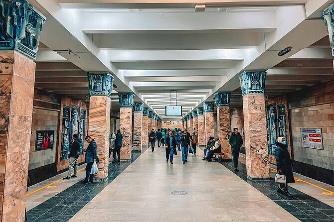 Tashkent Soviet Architecture (Modernism) and Subway station tour. - Meeting at Hotel Uzbekistan: the start point that anchors the day
