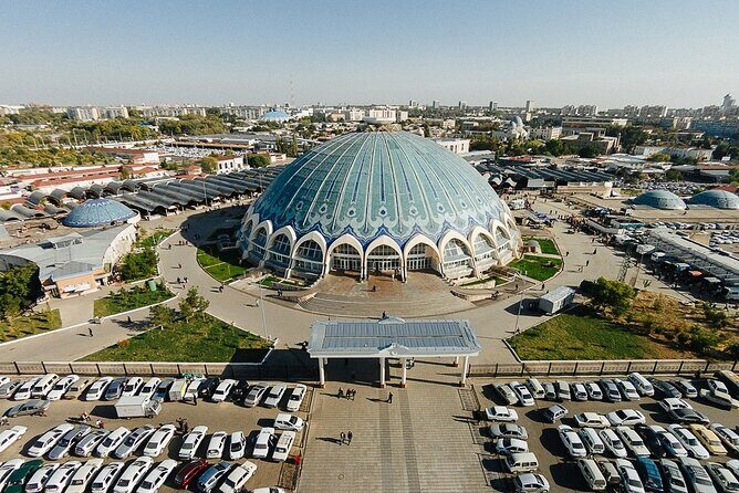 Tashkent Walking Tour - Amir Temur Square: The Modern Center With a Political Past