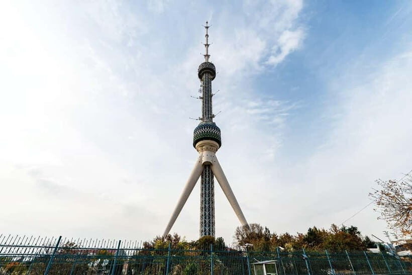 Tashkent:TV Tower Tour/the tallest structure in Central Asia - How the SUV ride sets the tone for the day