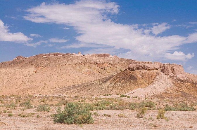 Transfer from Khiva to Bukhara by Fortresses - Audio-Guide + Driver Routing: Getting More From Ruins