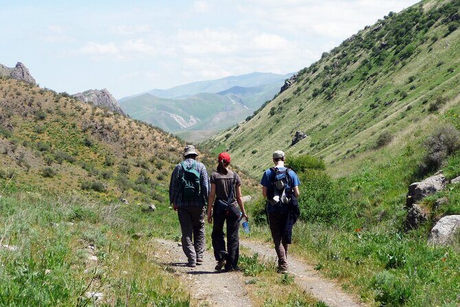Yurt stay and Hiking in the Nurata Mountains tour - 2 days - Turning Samarkand to Bukhara into a Mountain Detour